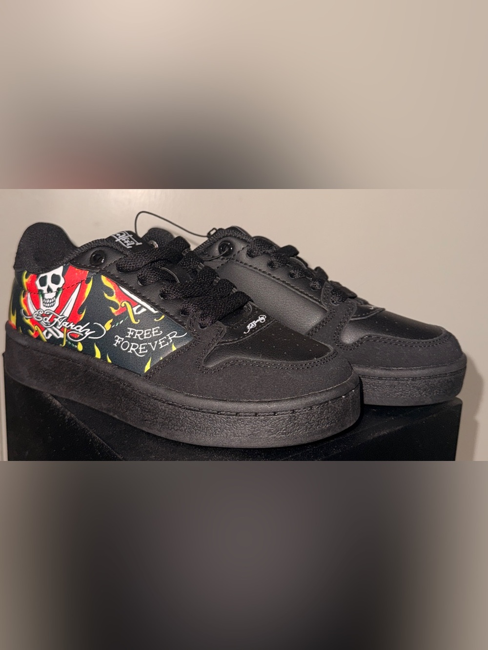 EdHardy - Kids Black Graphic Skate Sneakers with Skull Flames